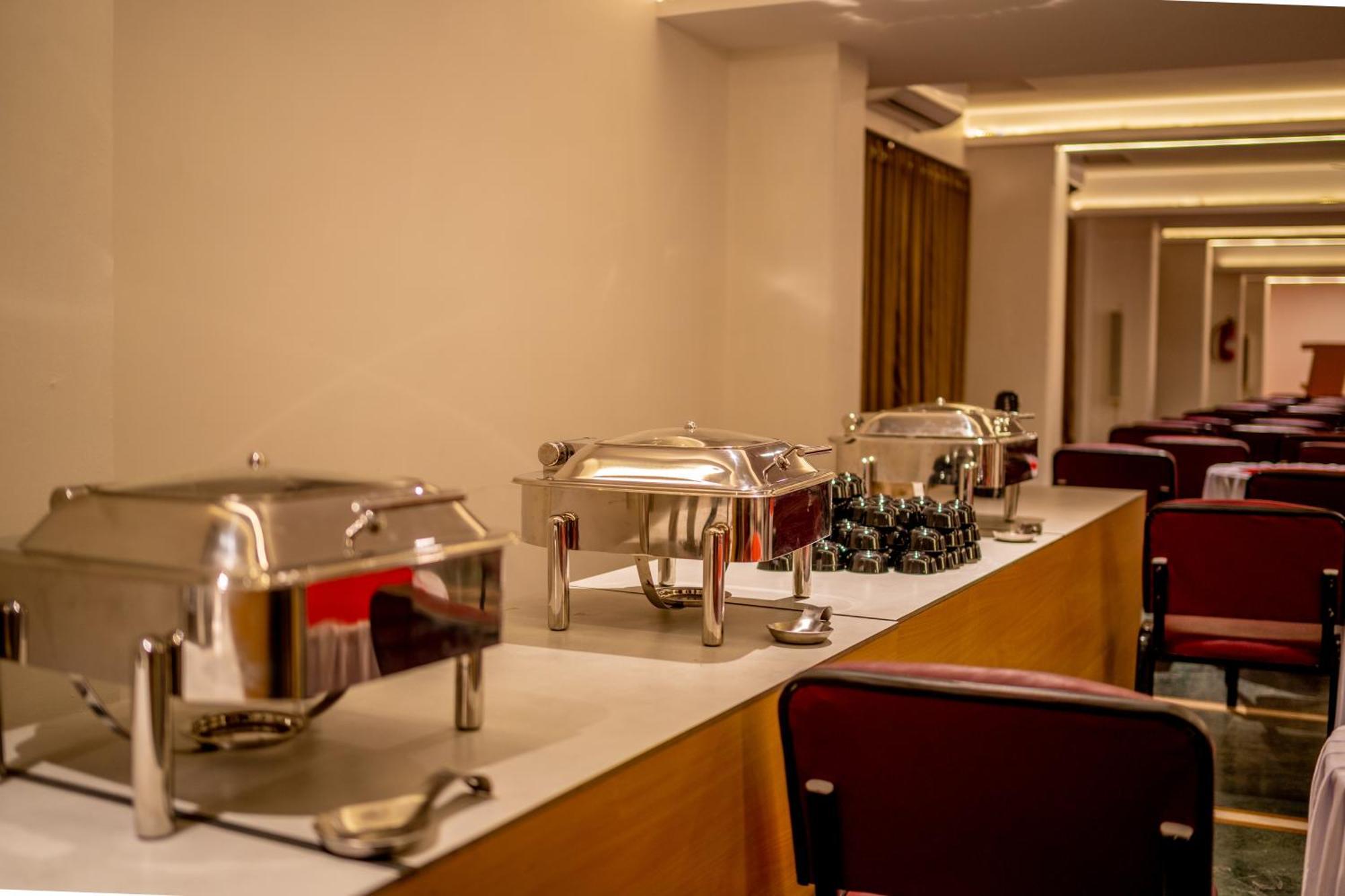 Hotel The Marion Nashik Εξωτερικό φωτογραφία